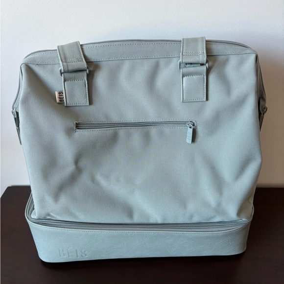 Beis Mini Weekender Bag - Picture 1 of 5